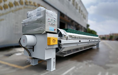 金凱地壓濾機(jī)廠家：環(huán)保型泥漿/污泥脫水高壓壓濾機(jī)