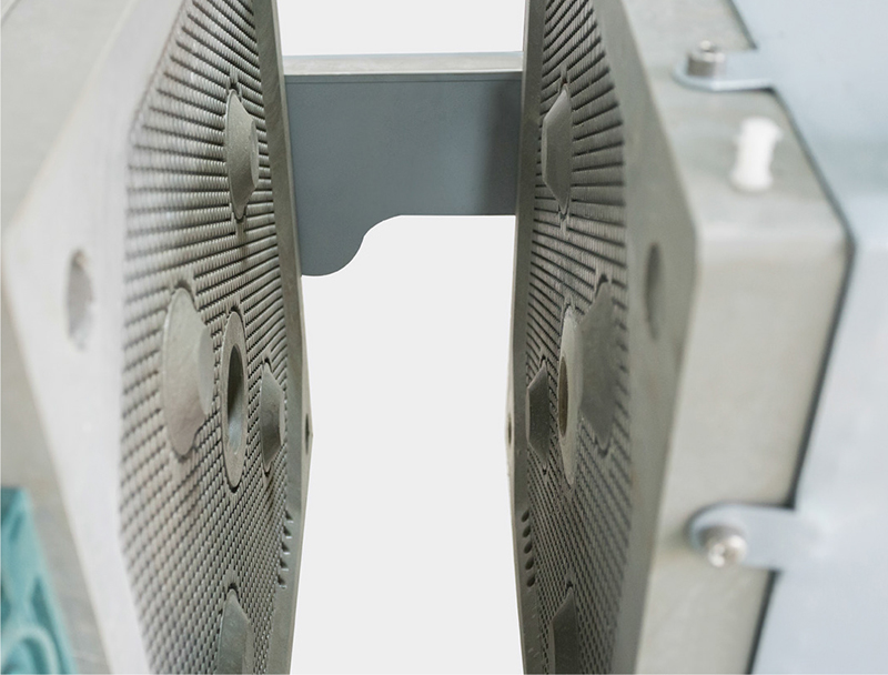 污泥壓濾機濾布怎么更換